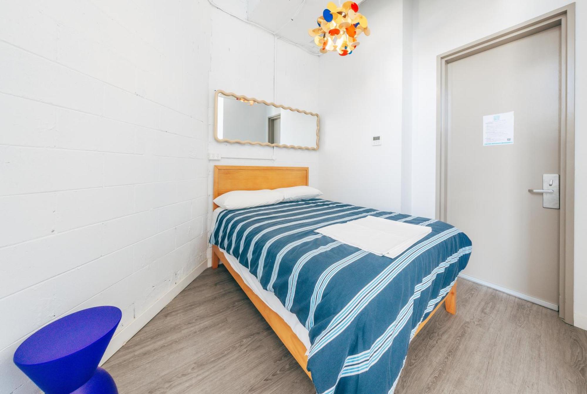 Maze Backpackers - Gold Coast Hostel Εξωτερικό φωτογραφία